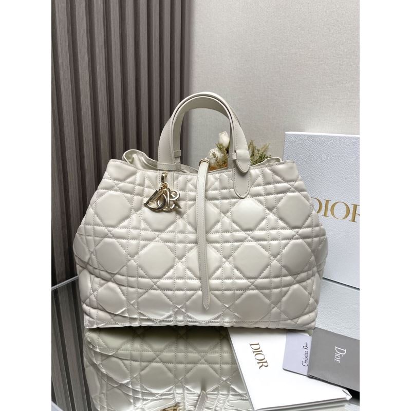 D*or top handle bags